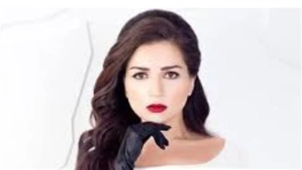 أول ظهور رسمي.. لقطات رومانسية تجمع مي عز الدين وزوجها أحمد تيمور تثير التفاعل